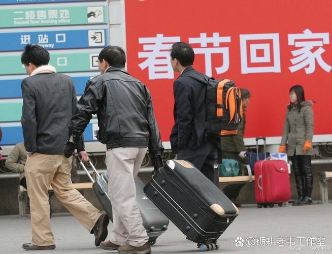 这个春运,他们都选择了坚守