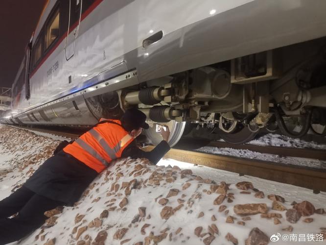 雨雪冰冻减弱,春运“关键期”铁路如何应对?