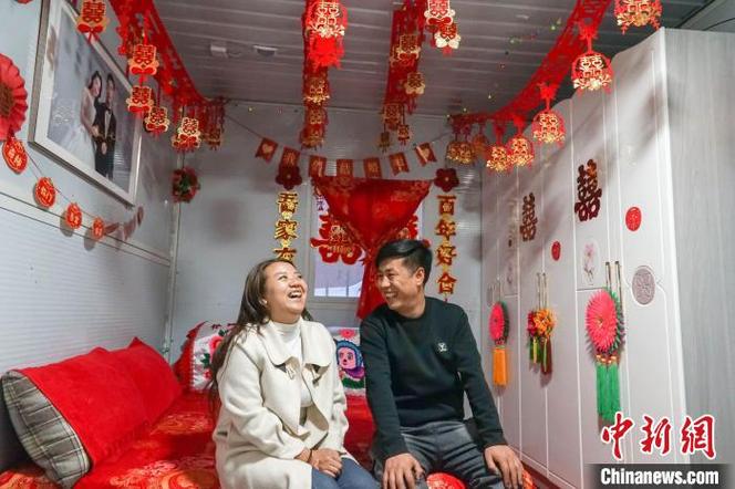 (新春见闻)青海地震受灾民众:年货已备齐 现在很安心