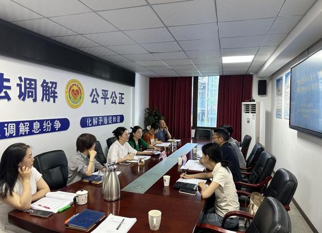调解前置 深度融合 龙岗区持续推进“调援裁诉”深度衔接机制改革,探索建立劳动争议处置“四全”新模式