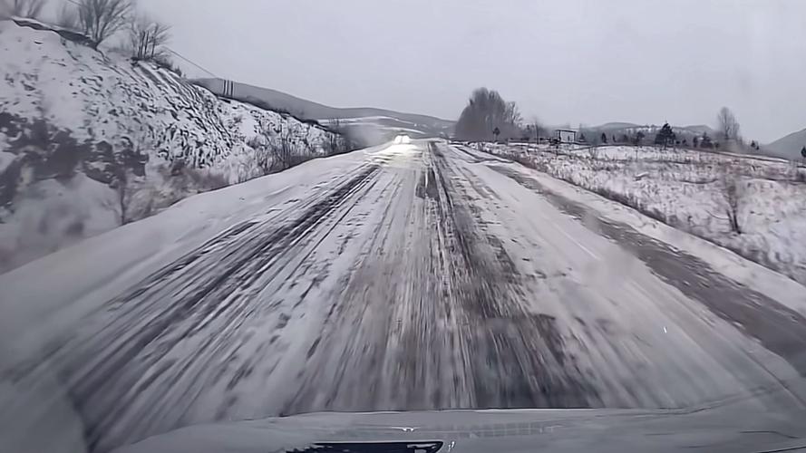 黑龙江省桦川县发布道路冰雪黄色预警_1