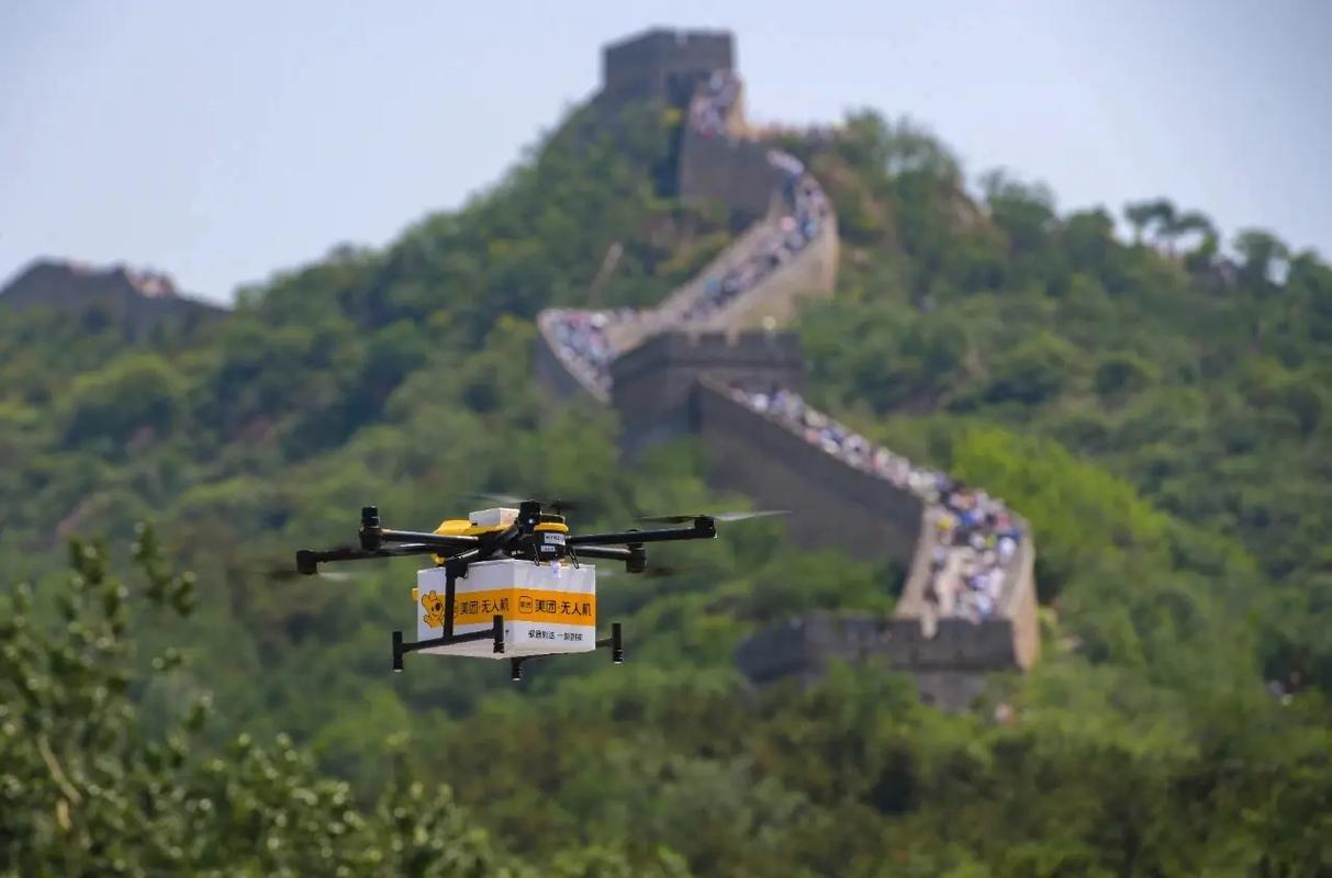 半两财经|可点外卖、送药品!北京首条无人机物流配送航线在延庆八达岭长城投入运行