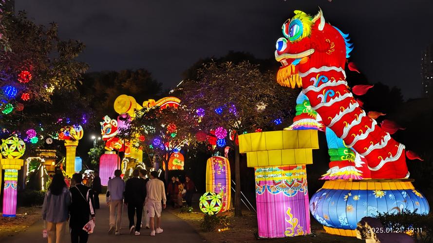 锦绣中国年|广州万盏花灯齐明庆龙年 天河路多场景重现大唐盛景