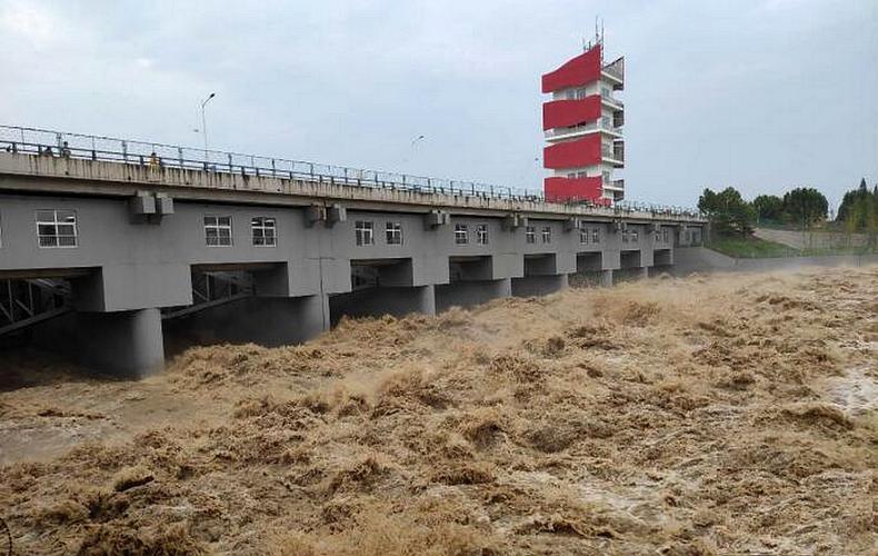 江苏水利部门预计新沂河沭阳站水位超警 长江水位持续回落