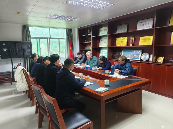 新春走基层|琼州海峡交管中心值班长袁杰:连轴转,倾心守护“黄金水道”