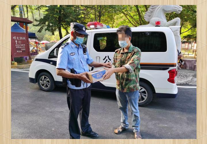 猫头鹰幼崽“落单” 福贡森警大队警民接力救助