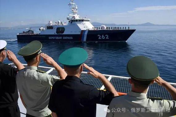 中俄海警舰艇编队在北太平洋公海执行联演联巡任务