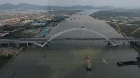 组建临时码头、修建保通便桥 他们争分夺秒打通三民岛民生通道