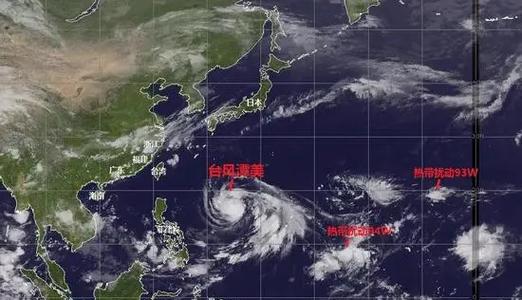 防台风“潭美” 海南34479艘涉渔船舶全部进港避风