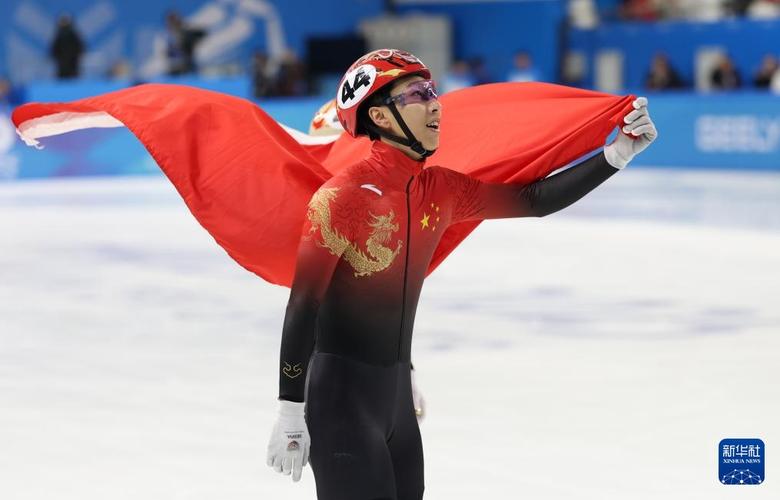 短道速滑世巡赛首站:中国队选手林孝埈男子500米摘铜