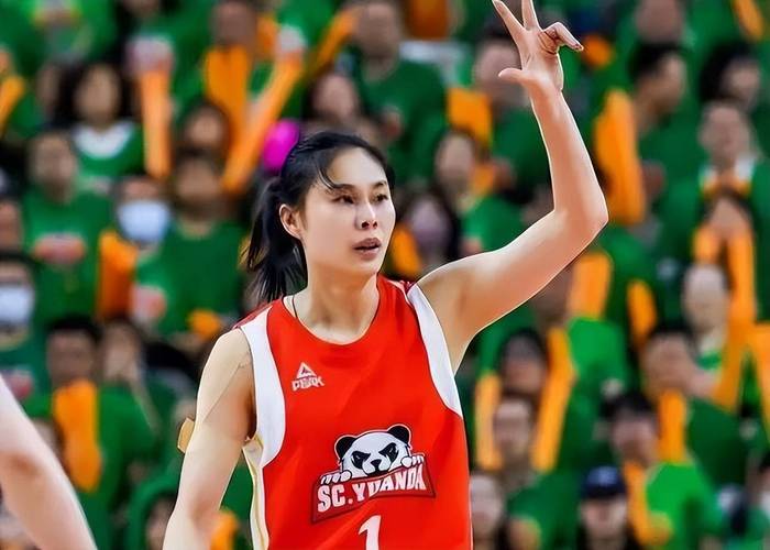 四川女篮力克新疆女篮 豪取WCBA新赛季十连胜